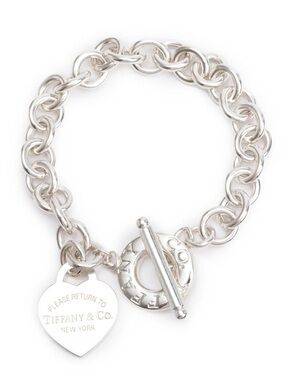iconic Return to Tiffany Heart Tag Toggle Bracelet including horseshoe charm